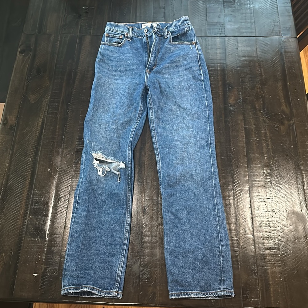 ABERCROMBIE & FITCH The Ankle Straight Ultra High Rise Curve Love jeans size 25